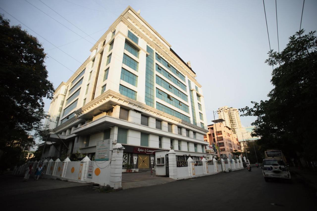 The Byke Suraj Plaza Pure Veg, Тхане Экстерьер фото